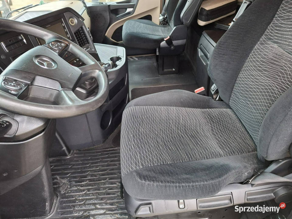 Mercedes actros Komorniki