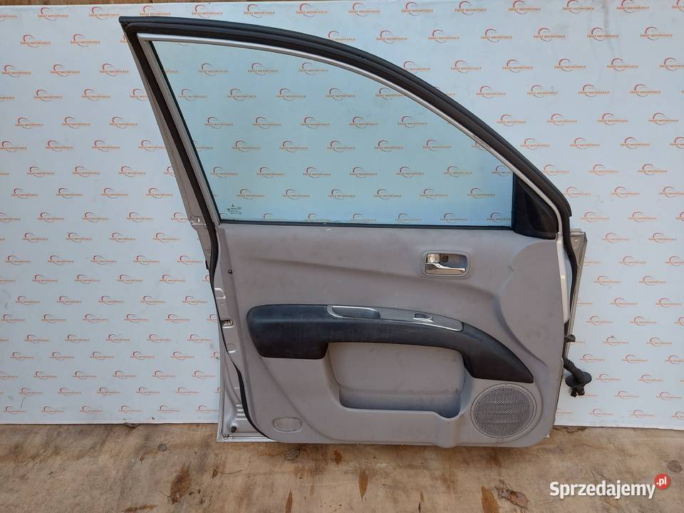 MITSUBISHI L200 07r drzwi lewe przód 190