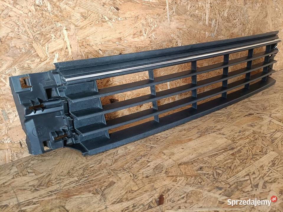 VW POLO V LIFT ATRAPA KRATKA ZDERZAKA 6C0853677B osobowe Pleszew