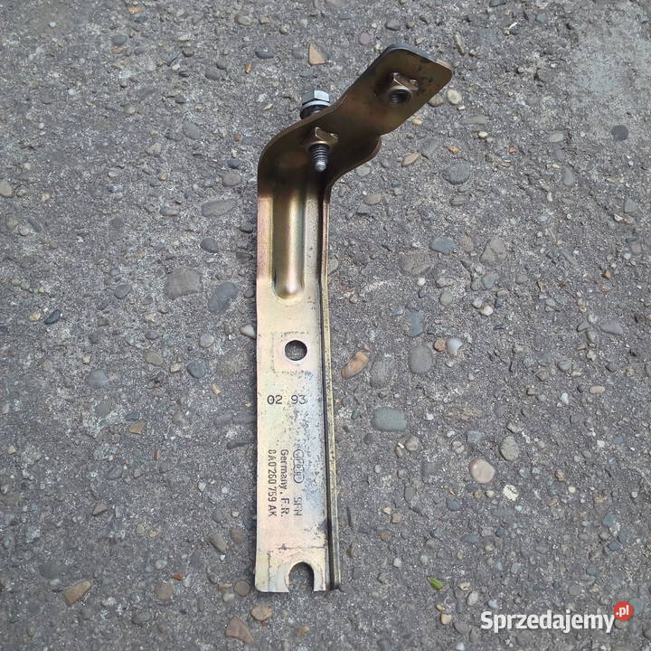 Audi 80 B4 19 TDI Wspornik rurek klimatyzacji Ogrzewanie, wentylacja i klimatyzacja Dębica