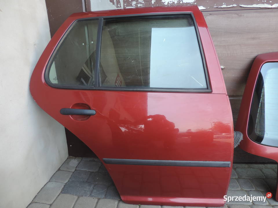 VOLKSWAGEN GOLF IV 5D DRZWI PRAWY TYŁ LC3K części blacharskie Nowy Sącz sprzedam