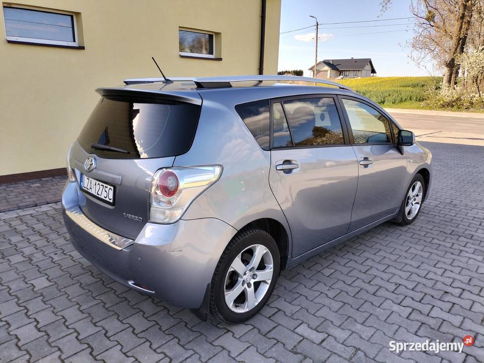 TOYOTA COROLLA VERSO 20 D4D 210000km Zamość