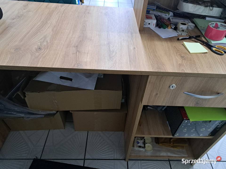 Wyposażenia butiku odzieżowegomanekiny regały małopolskie