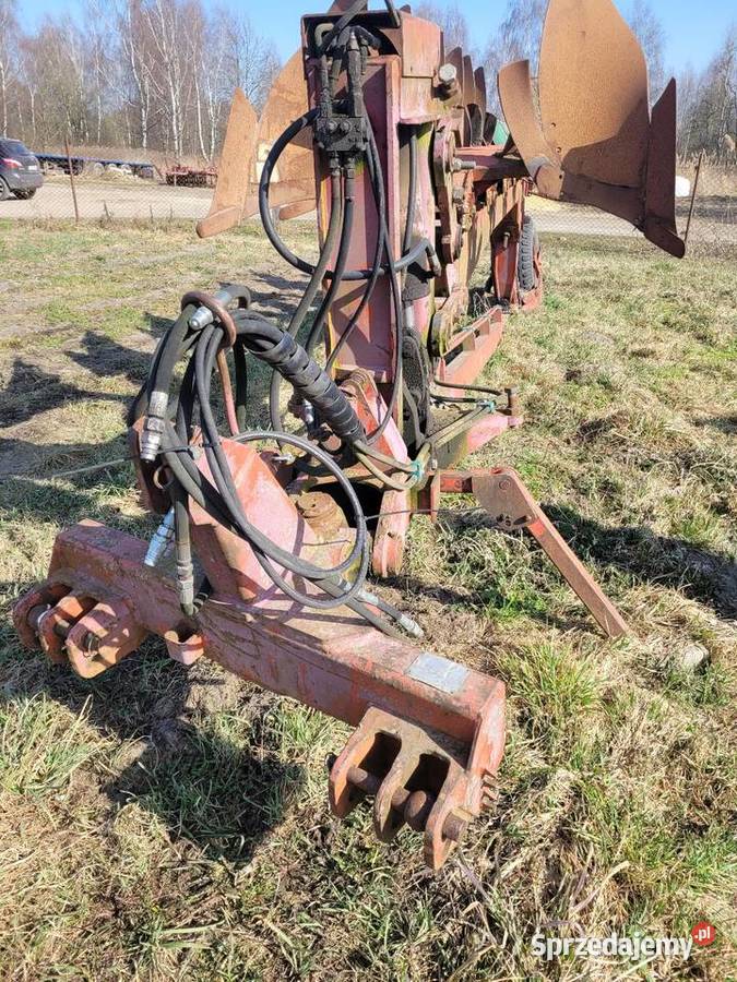 Pług obrotowy Massey Ferguson Wrocław