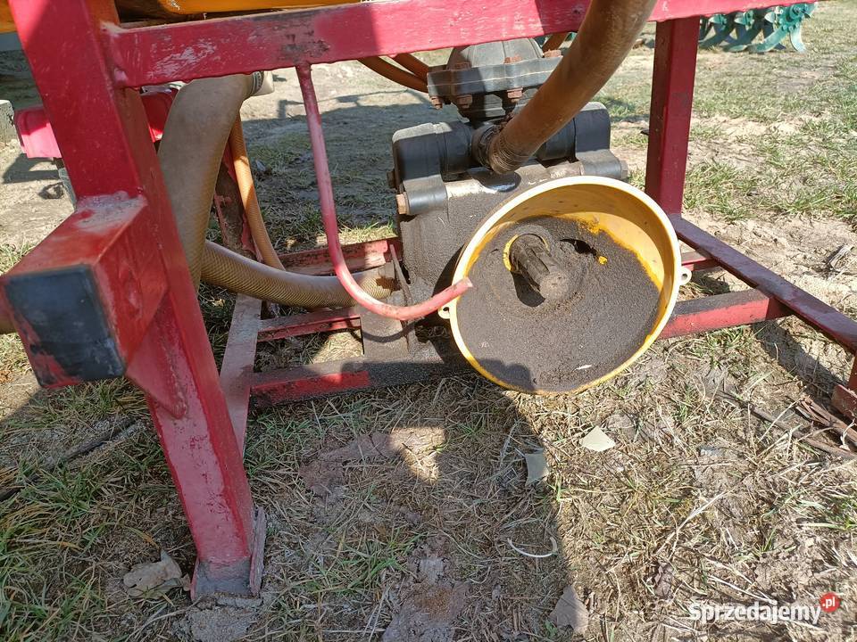 Opryskiwacz polowy 300 l Drzewica