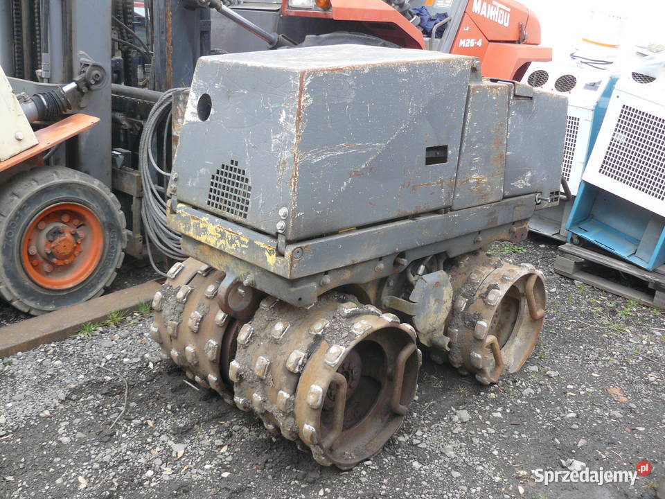 Walec okołkowany BOMAG BMP 851 do wykopów r 2002 Rok produkcji 2002 Kraków