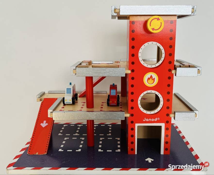 Zabawka drewniana duża Remiza strażacka Janod świętokrzyskie