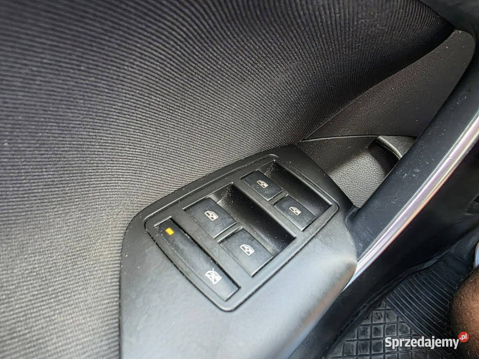 Opel Insignia 18 Benzyna 140 Nawigacja Bluetooth 140KM Słupsk sprzedam