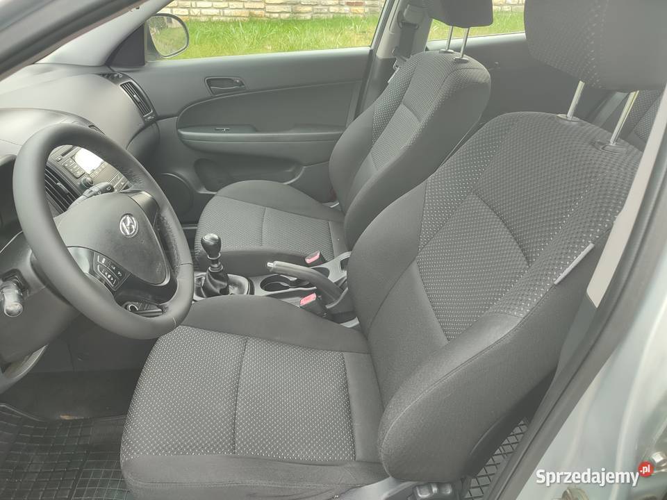 Hyundai i30 14 Benzyna Klima Nowe Opony Starachowice sprzedam
