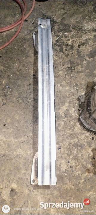8W0807309 belka wzmocnienie zderzaka tył A4 b9 osobowe dolnośląskie