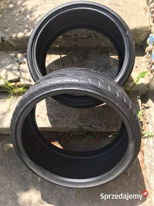 Opony 2 PROXES TOYO 24530 ZR20 90Y Opony lubelskie sprzedam