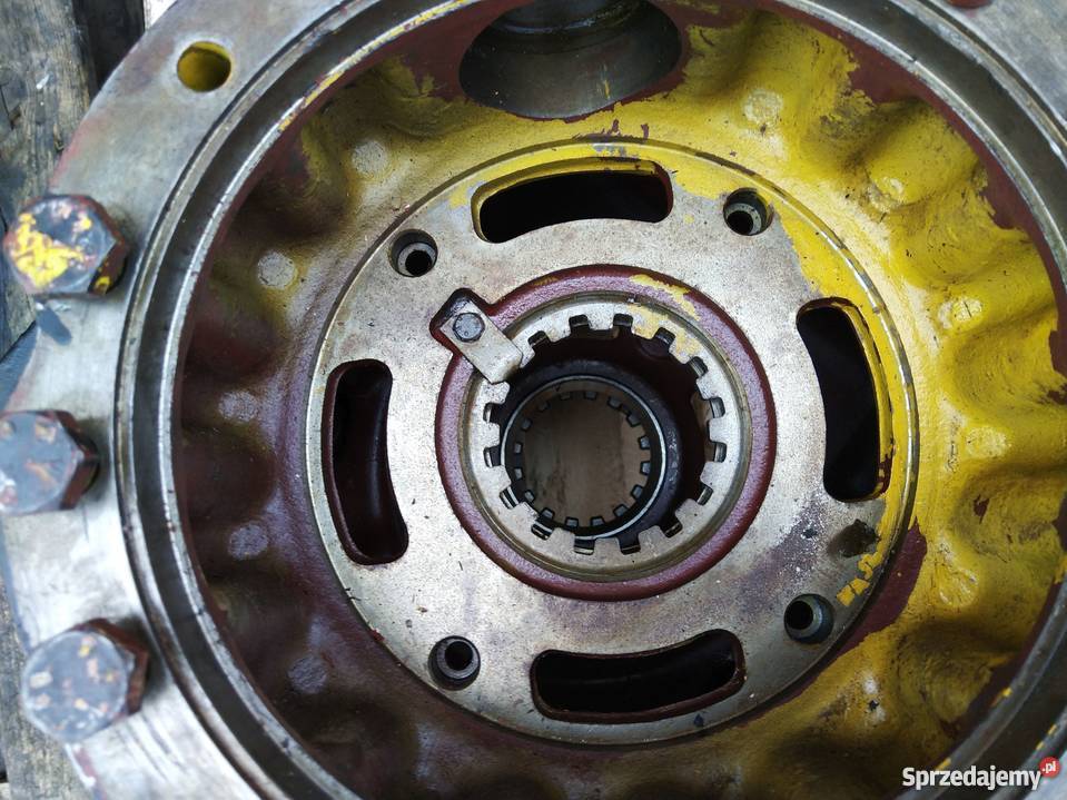 Mechanizm różnicowy obudowa Clark Hurth 1137 F26 Części do maszyn budowlanych Kielce