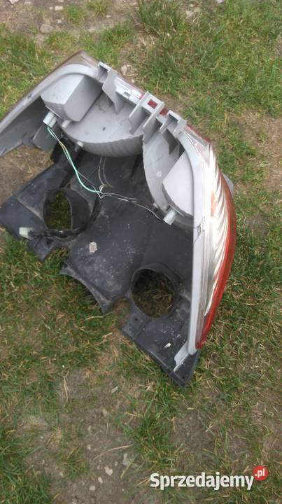 Suzuki Burgman 125 plastikilampa tylna inne Części sprzedam