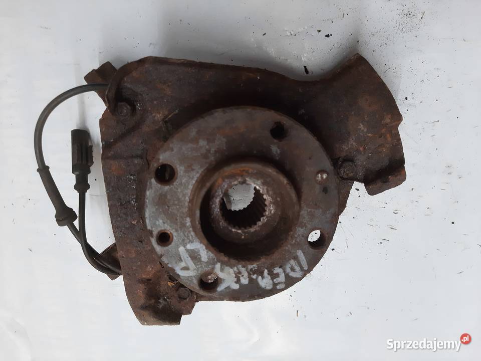 Fiat Idea 14 16V piasta zwrotnica lewa Ksawerów