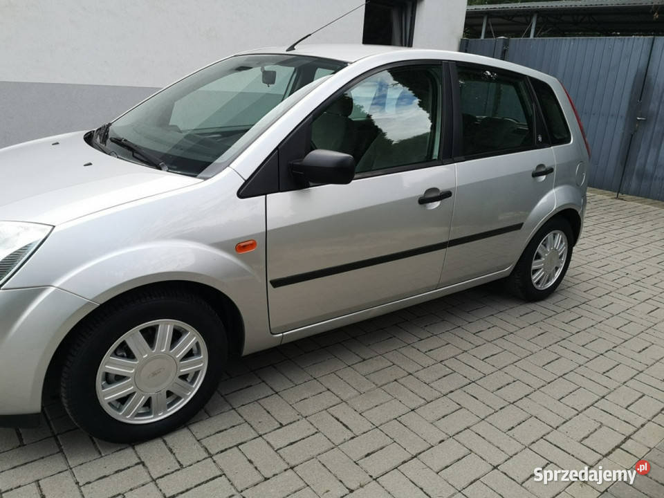 Ford Fiesta 14 16v 80 Klima Elektryka ALlu GHIA Strzegom
