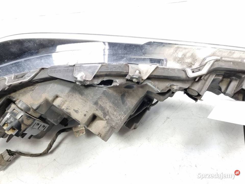 LAMPA LEWA PRZÓD TOYOTA COROLLA E21 Lipno