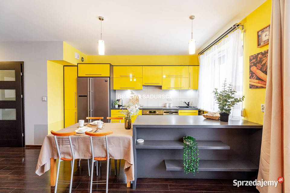 Mieszkanie Kraków Przewóz 5845m2 3 pokoje blok