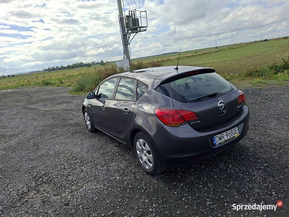 Opel Astra j 13 cdti 2011r dolnośląskie