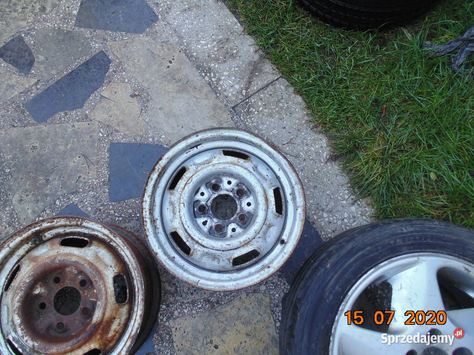 Felga Felgi stalowe Volvo 240 140 13 5x108 651