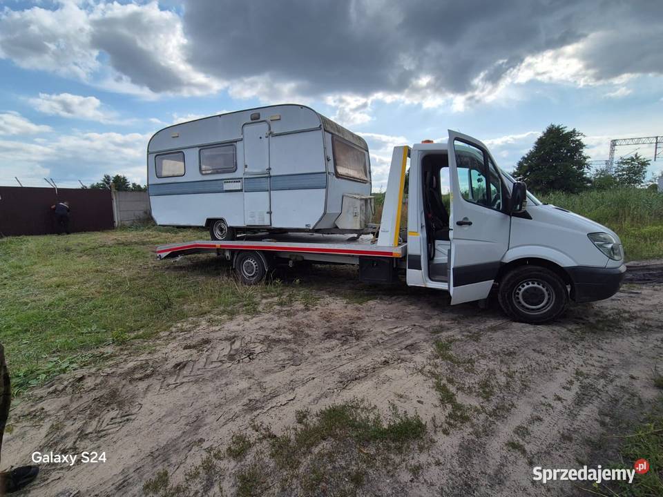 Pomoc drogowa AUTOLAWETA transport 247 Pomoc drogowa i holowanie Izbica Kujawska