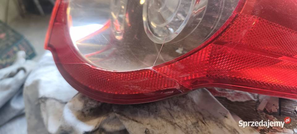 Lampa tył prawa passat b6 kombi Pelplin