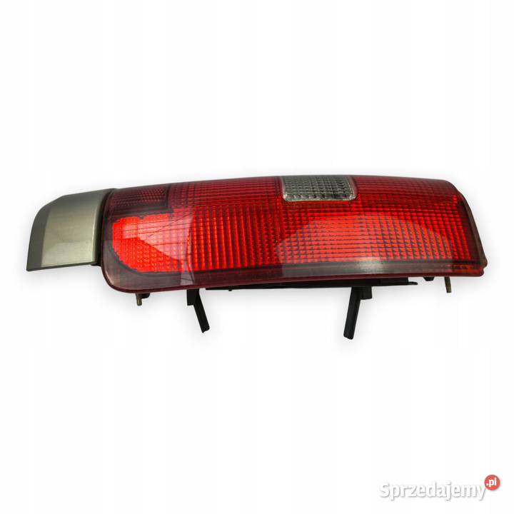 LAMPA PRAWA Volvo V70 I XC70 9600r TYLNA prawy Chełm