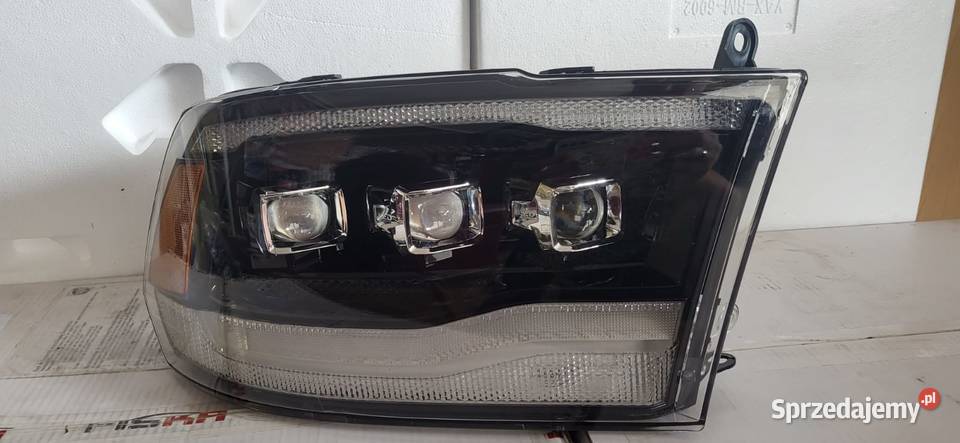 DODGE RAM 20092018 REFLEKTOR LAMPA LED VLAND DRL osobowe Mojusz