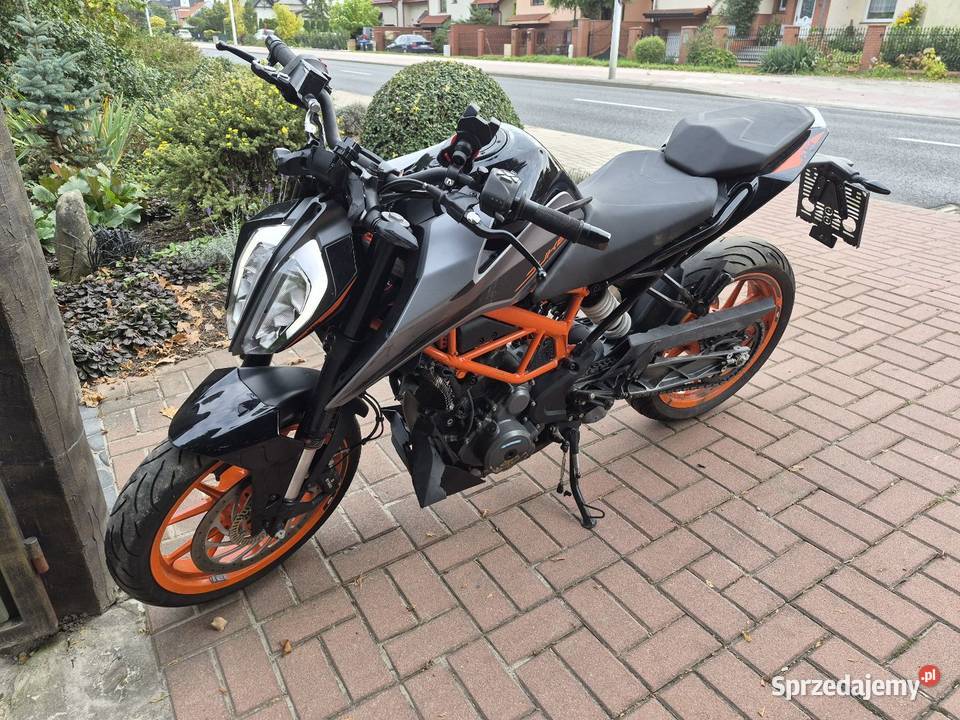 KTM Duke 390 2021