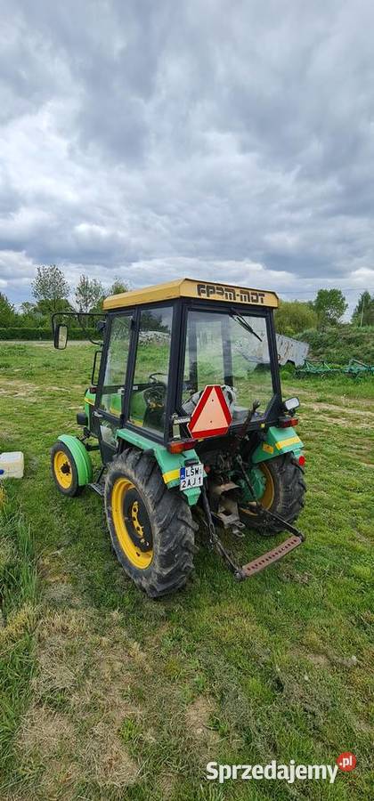 Ciągnik traktor Farmot 250d 1996 2000 mth Minkowice-Kolonia