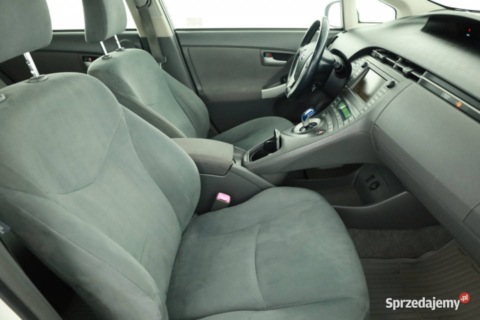 Toyota Prius 18 VVTi HSD bluetooth Toyota Bielany Wrocławskie