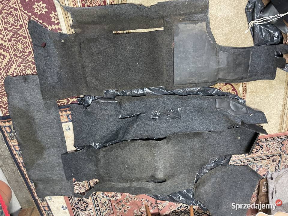 Podłoga tapicerka wykładzina Fiat 126p czarna dolnośląskie Strzegom sprzedam