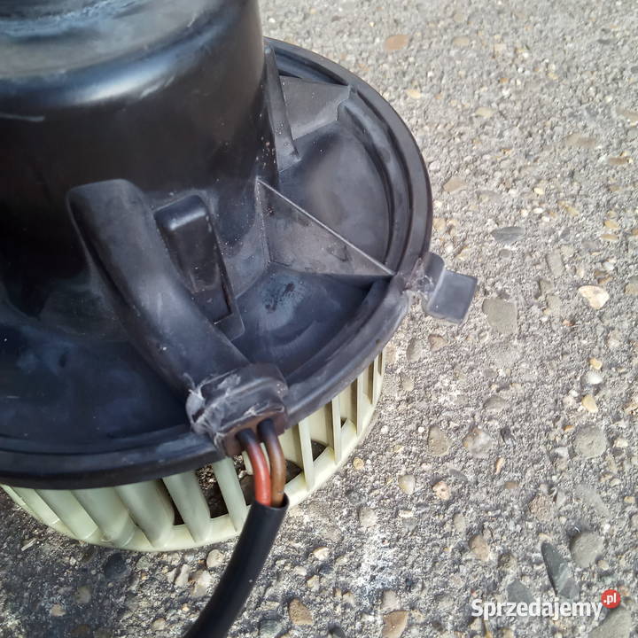 Audi 80 Wentylator nawiewu Dmuchawa 893819021 Ogrzewanie, wentylacja i klimatyzacja Dębica