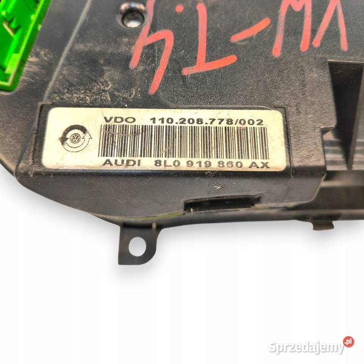 LICZNIK ZEGARY 8L0919860AX Audi A3 8L 16 8V 18 osobowe Chełm