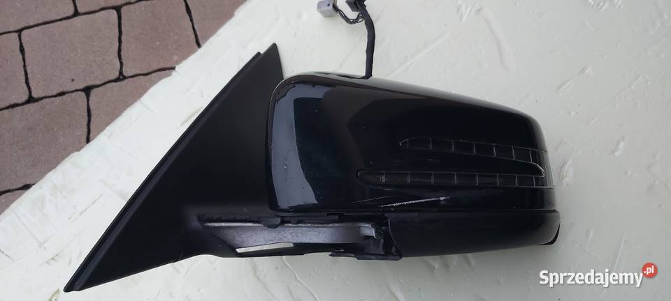 Lusterko lewe mercedes w 204 Karoseria sprzedam