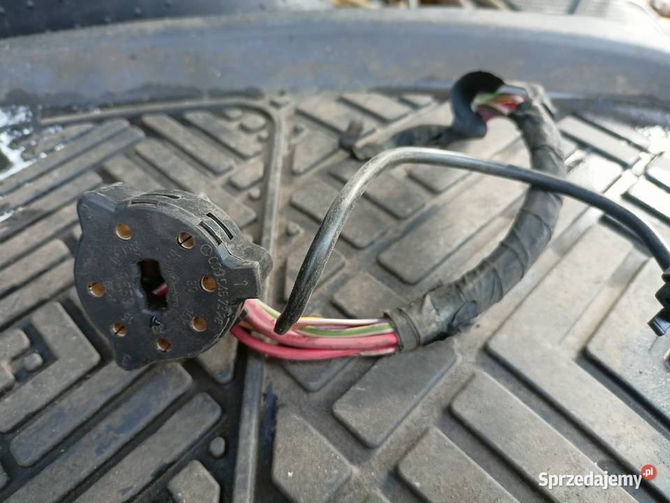 Mercedes 190 W201 W124 kostka stacyjki z wiązką Skarżysko-Kamienna