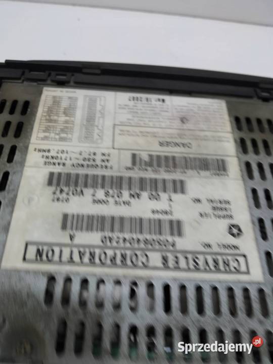 RADIO 05064042AD Dodge Grand Caravan II 19901995
