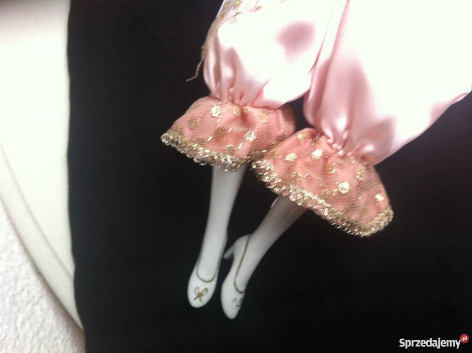 Porcelanową lalka 48 przesylka Porcelana i szkło Miłobądz