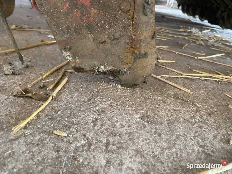Agregat uprawowo siewny siewnik kverneland Różyny