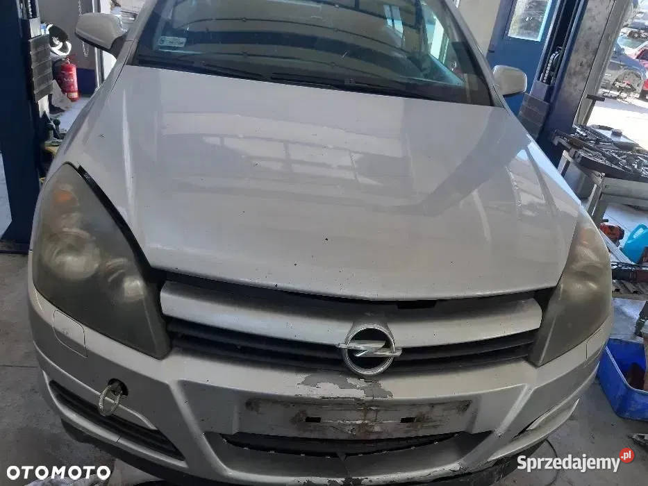 Opel Astra H 17 CDTI 2007 Z157 części rozrusznik Tarnobrzeg