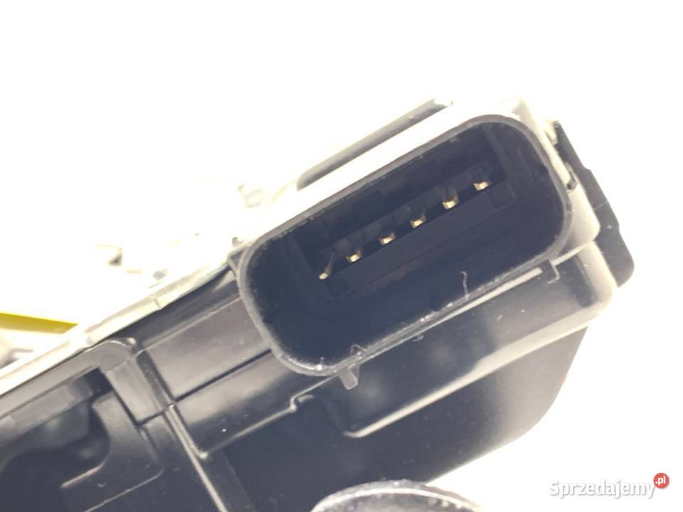 ZAMEK KLAPY TYŁ KIA CEED Crossover