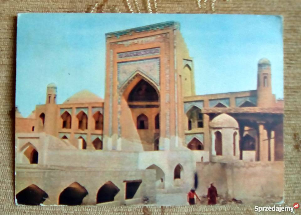 BUDYNEK SZKOŁY W CHIWA MEDRESA ALLA KULI KHAN