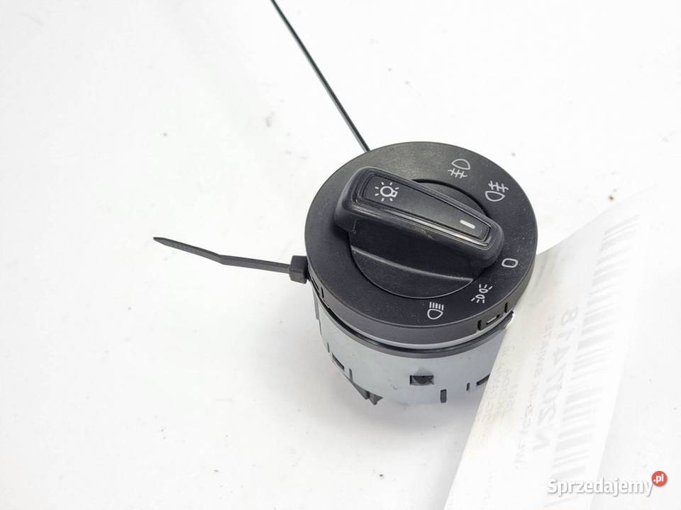 WŁĄCZNIK ŚWIATEŁ SKODA OCTAVIA III 5E0941431F Lipno
