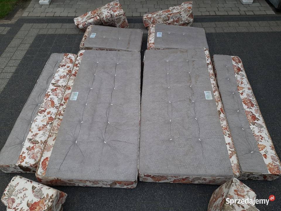 Materace poduchy do przyczepy kempingowej