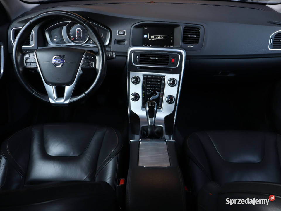 Volvo V60 D2 20 wielofunkcyjna kierownica Bielany Wrocławskie