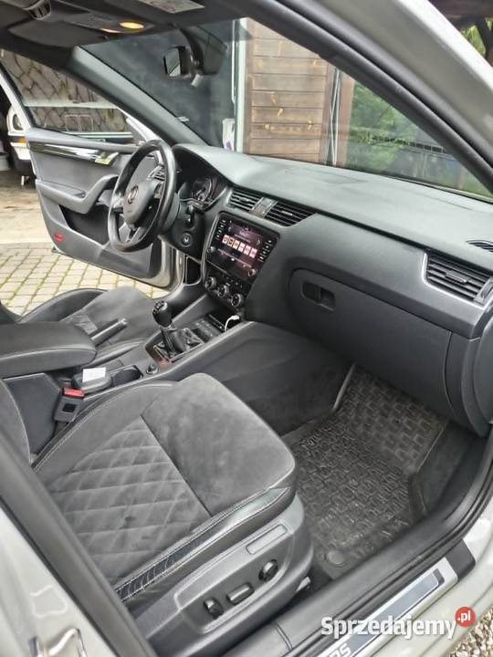 Skoda Octavia 3 RS 245 salon Polska
