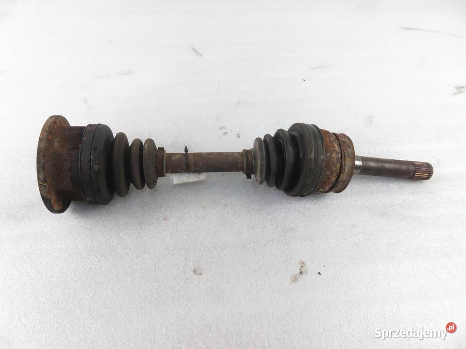 PÓŁOŚ LEWA PRZEDNIA NISSAN TERRANO II R20 27 TDi małopolskie