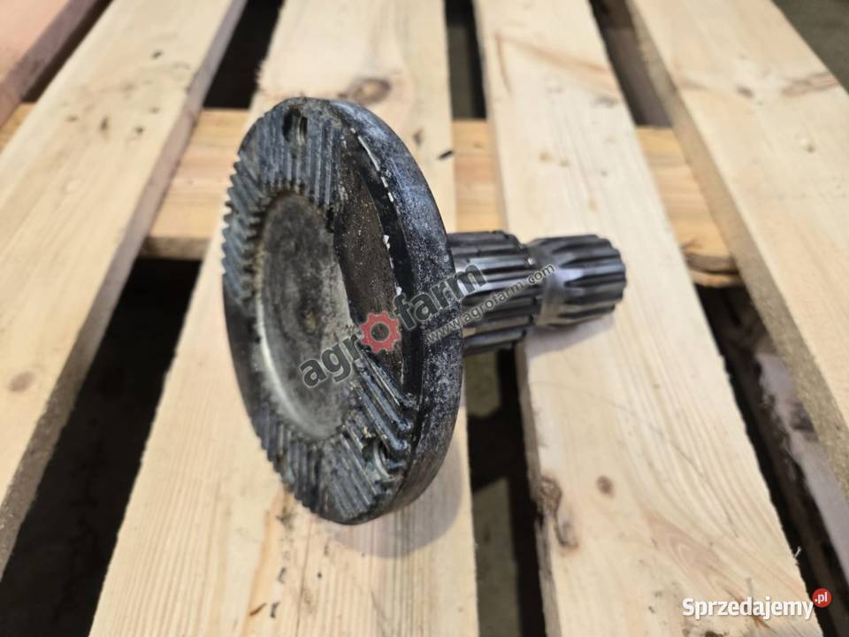 Półoś Fendt 939 922 924 927 930 Do ciągników Byków