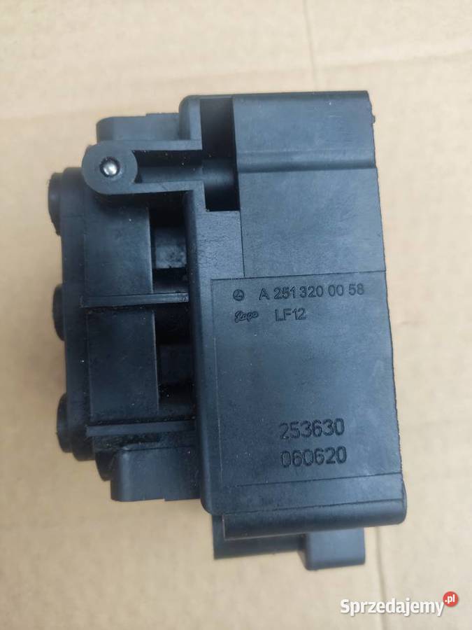 Blok zaworowy airmatic A2513200058 W22 Lift osobowe Warszawa