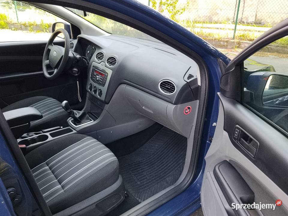 Ford Focus 2010 14 benzyna sprzedam