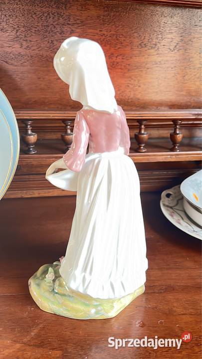 Figurki dziewczyny z różami Lladro Z manufaktury Gdańsk